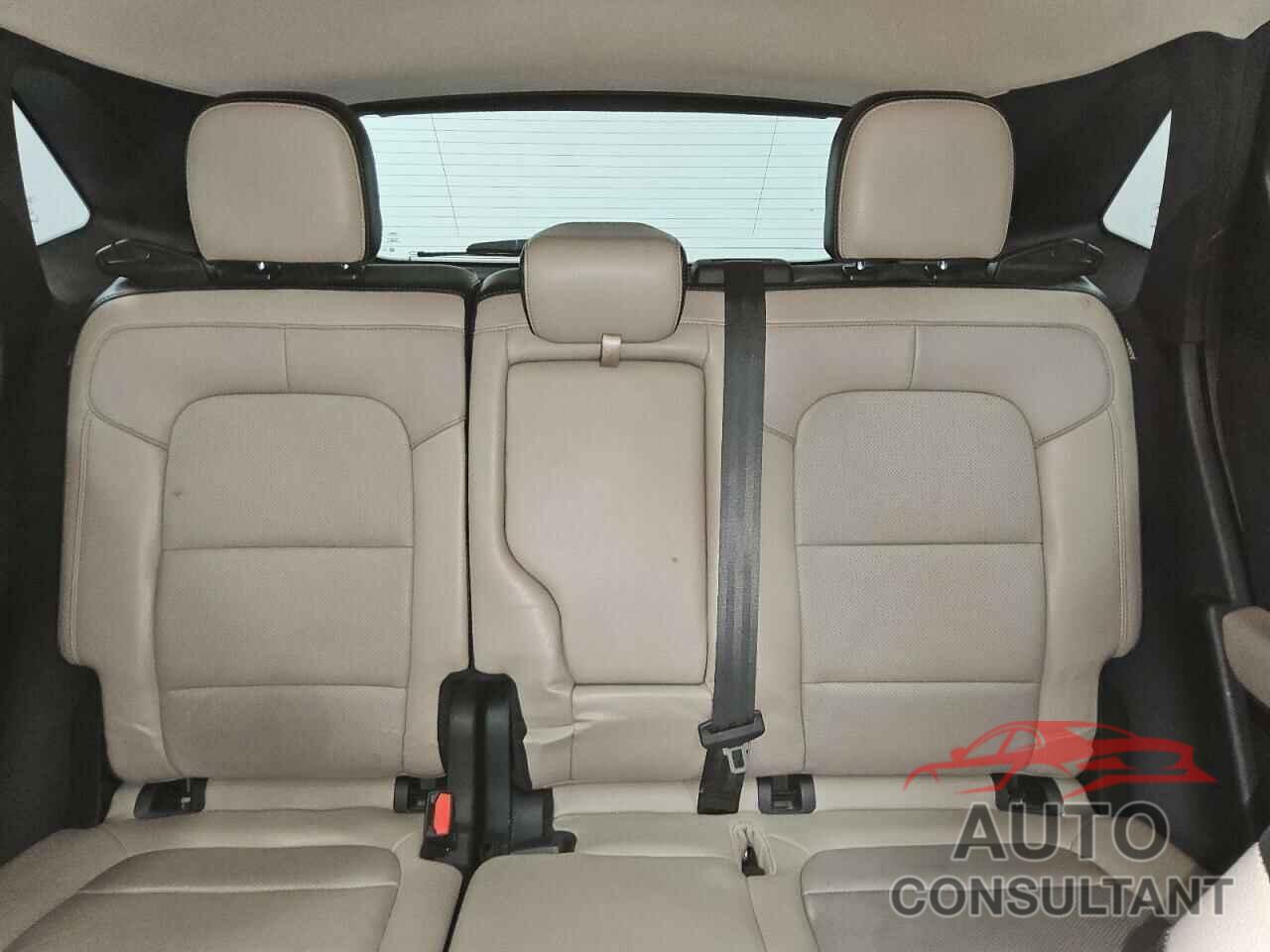 FORD ESCAPE 2020 - 1FMCU9J90LUB20103