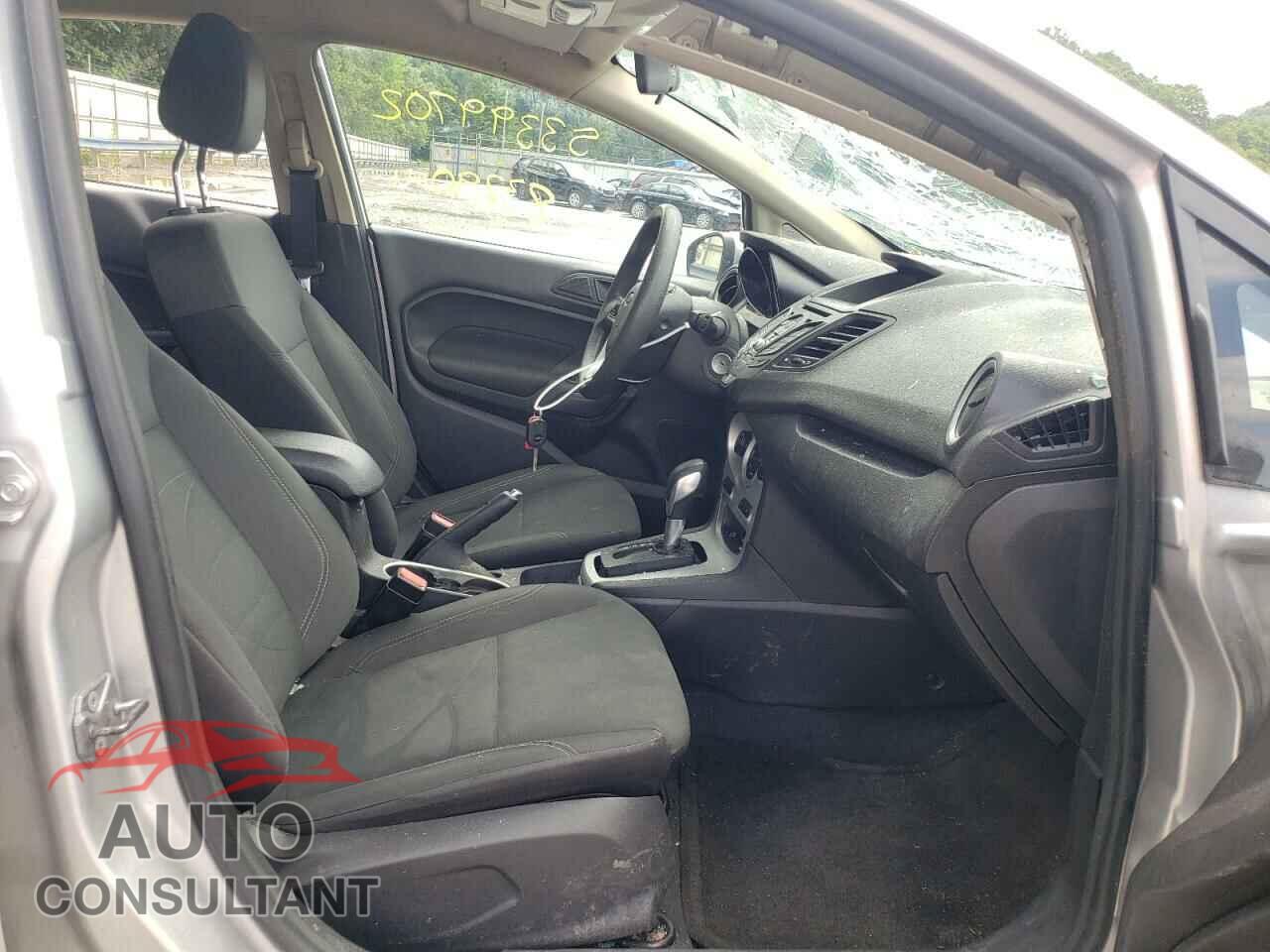 FORD FIESTA 2017 - 3FADP4EJ7HM159098