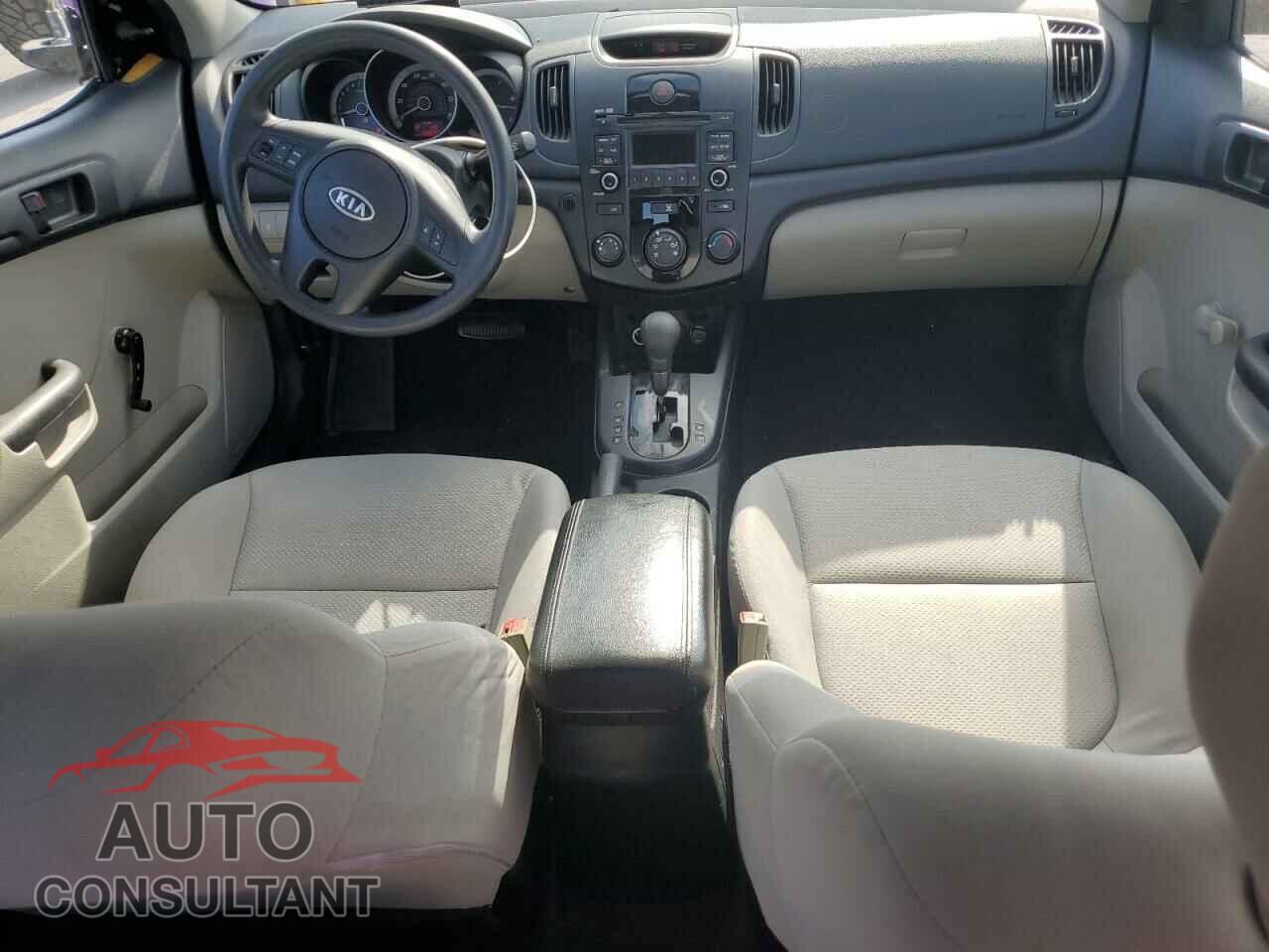 KIA FORTE 2010 - KNAFT4A20A5108984