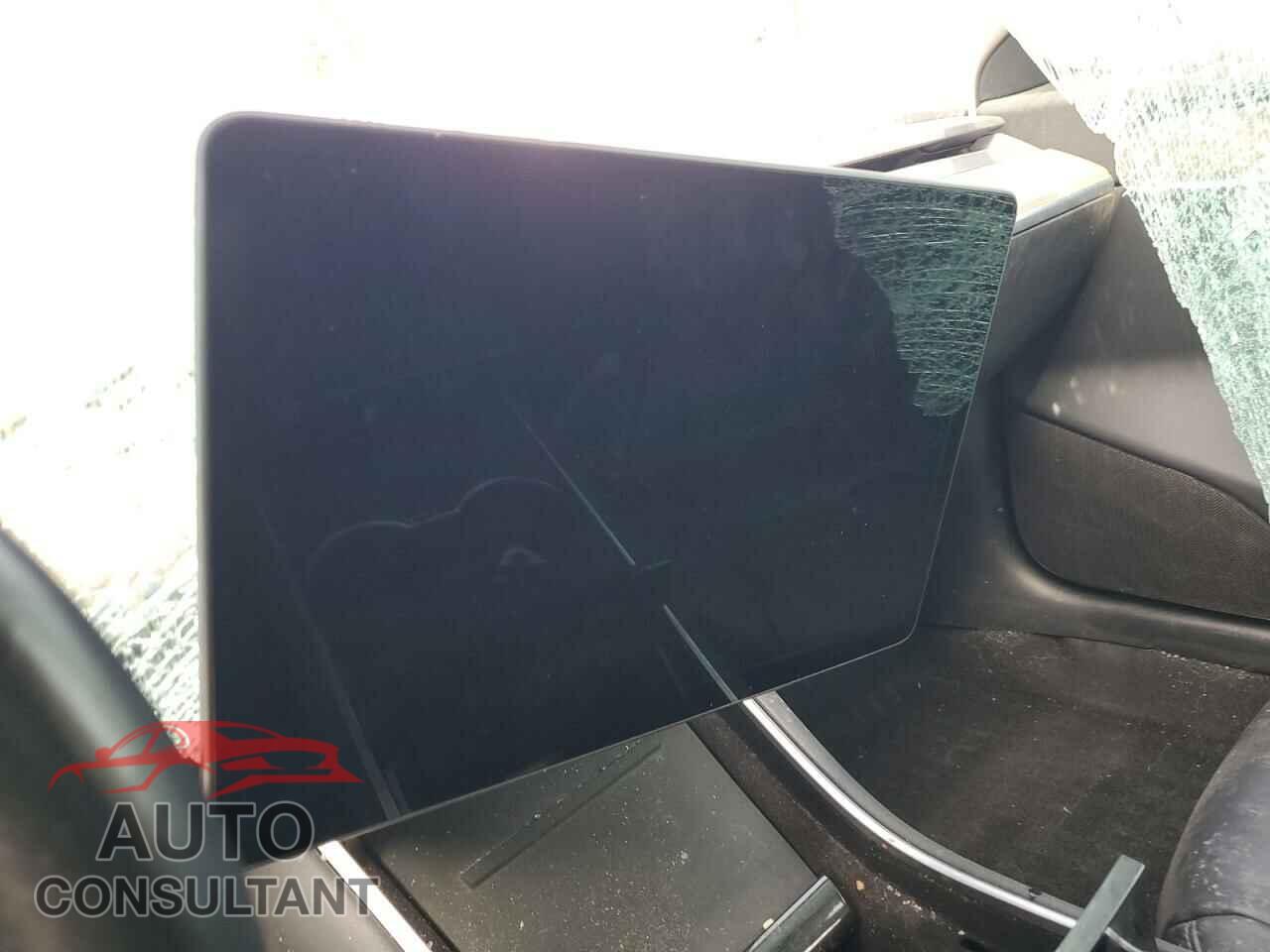 TESLA MODEL 3 2017 - 5YJ3E1EA0HF002558