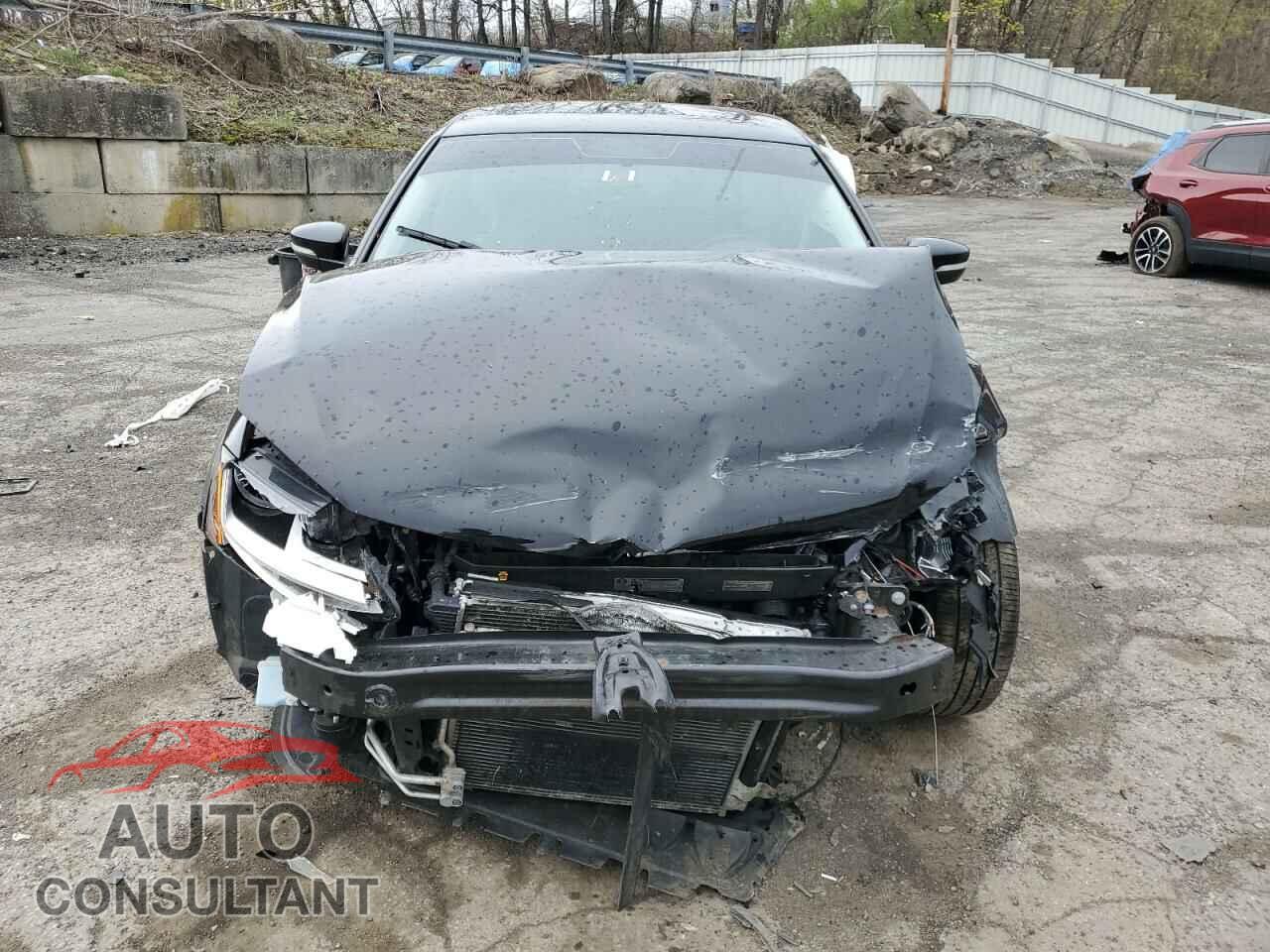 VOLKSWAGEN JETTA 2017 - 3VWDB7AJ3HM410485