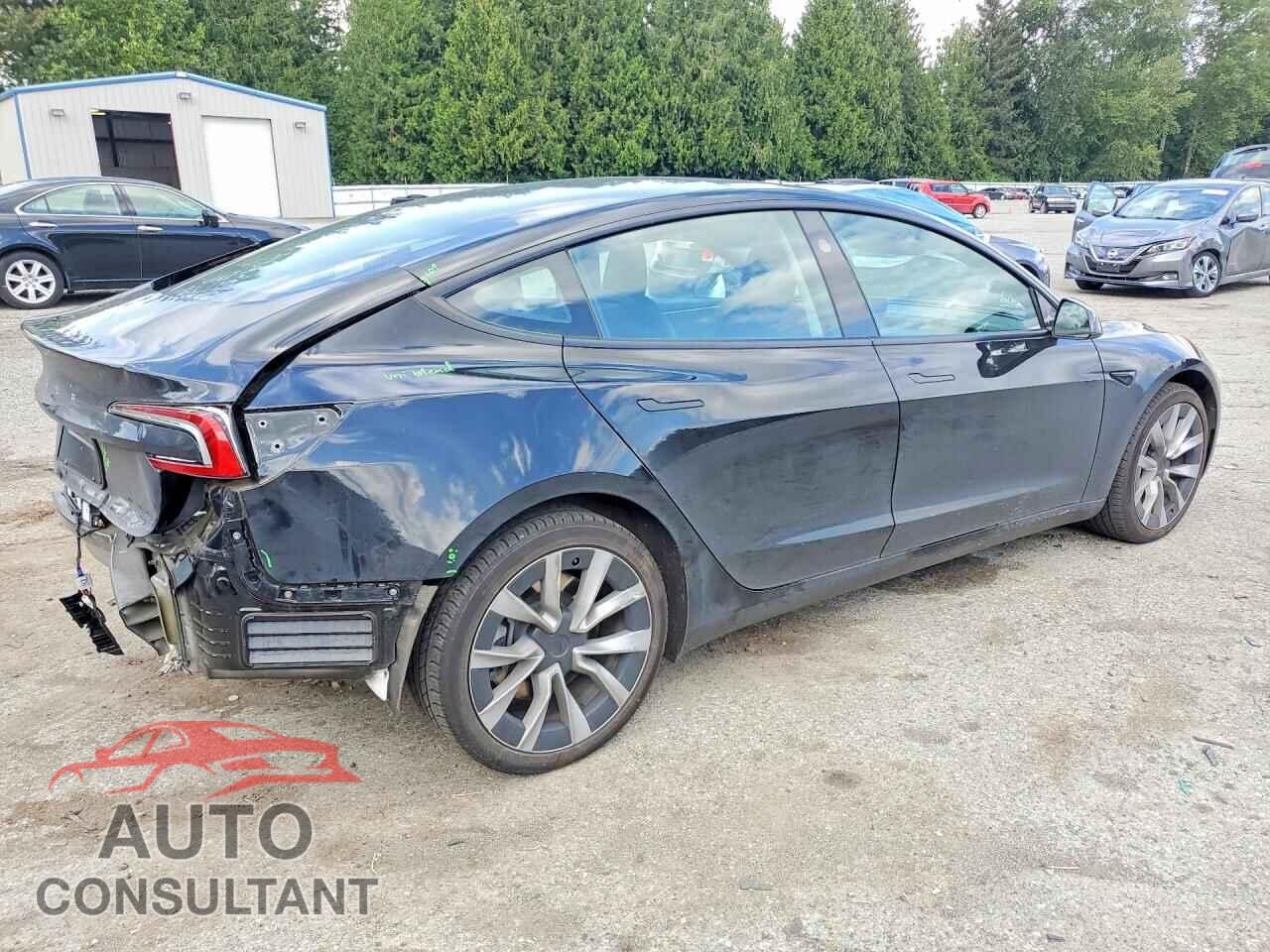 TESLA MODEL 3 2024 - 5YJ3E1EA1RF768932