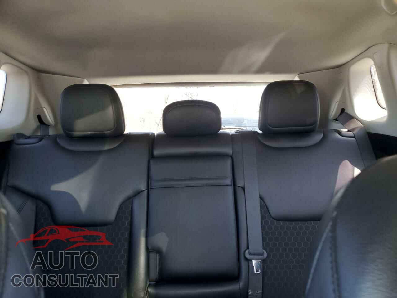 JEEP COMPASS 2019 - 3C4NJDBB7KT652855