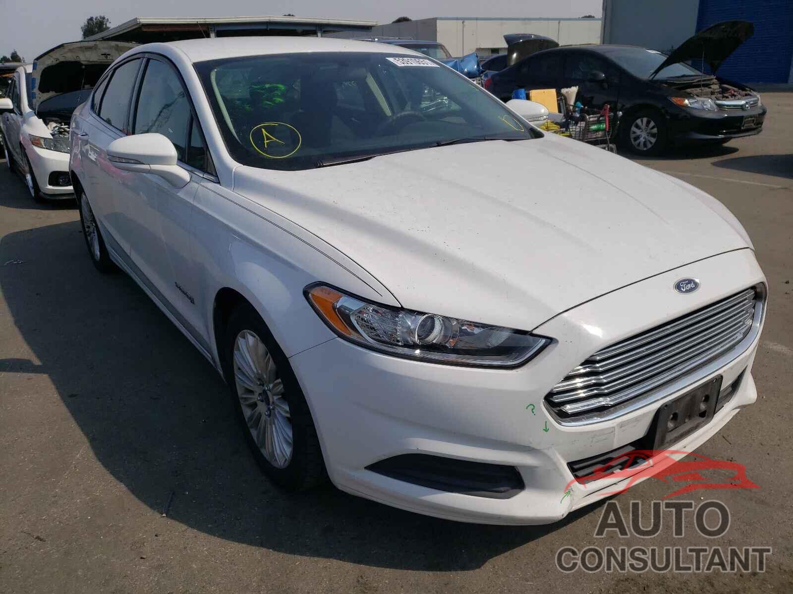 FORD FUSION 2016 - 3FA6P0LU4GR147748