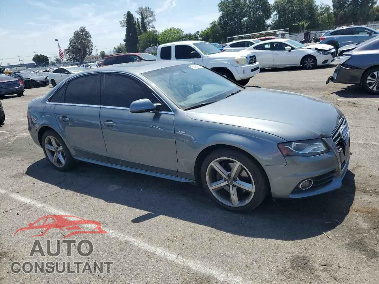AUDI A4 2012 - WAUEFAFL7CN010072