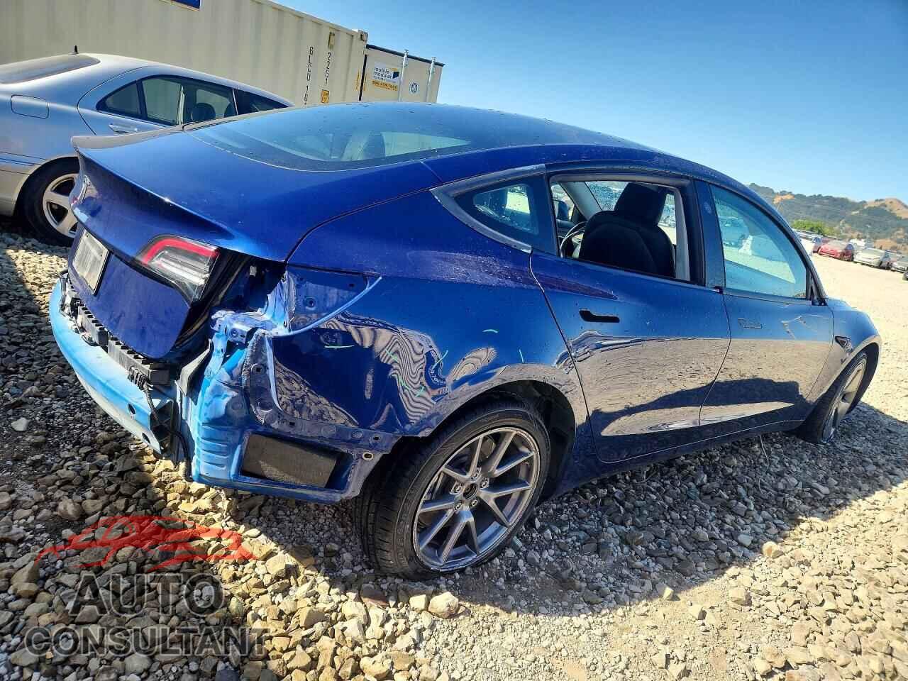 TESLA MODEL 3 2023 - 5YJ3E1EA4PF451515