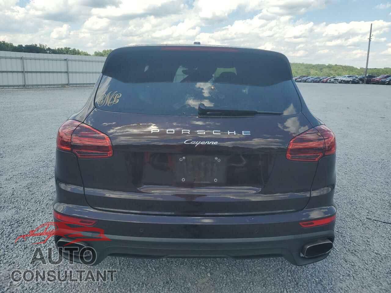PORSCHE CAYENNE 2017 - WP1AA2A25HKA81895
