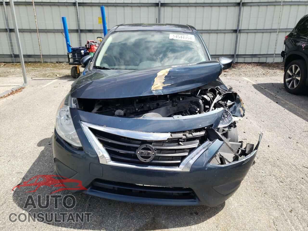 NISSAN VERSA 2017 - 3N1CN7AP9HL818136