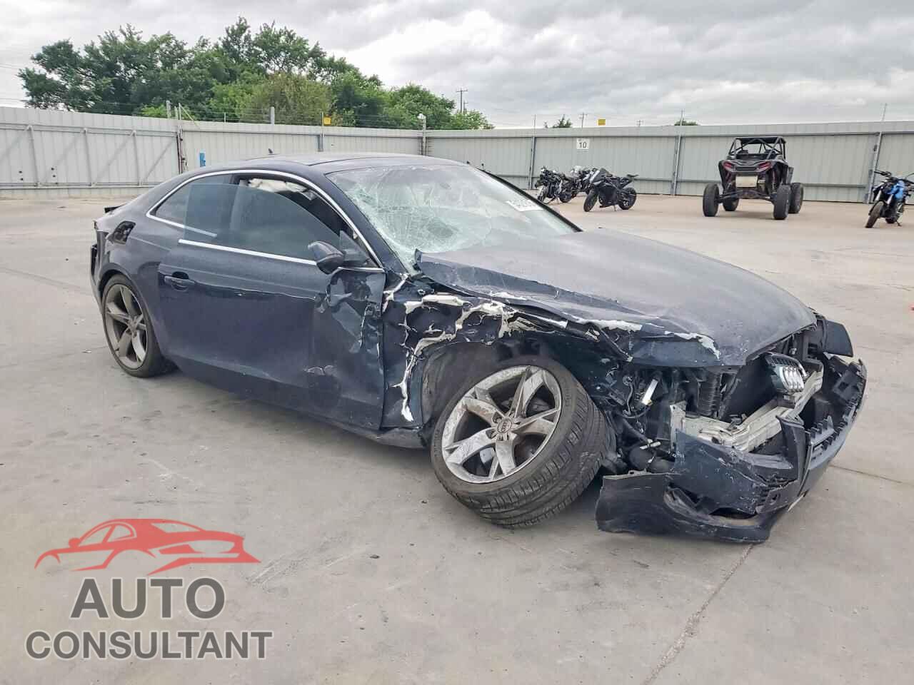 AUDI A5 2010 - WAULFAFR6AA079612