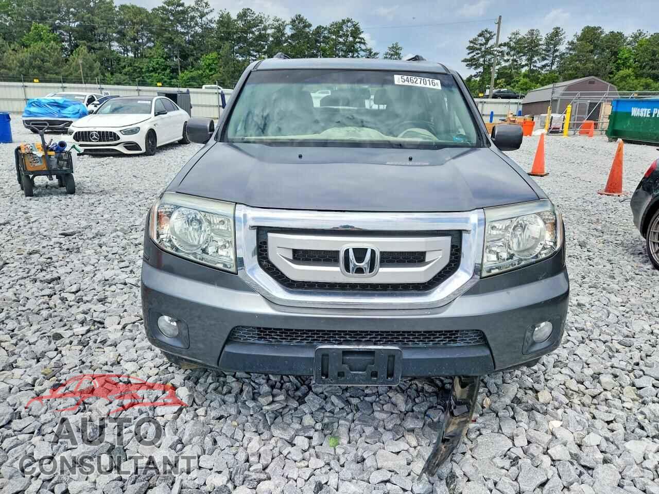 HONDA PILOT 2011 - 5FNYF4H93BB101856