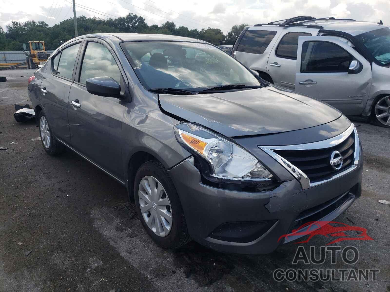 NISSAN VERSA 2017 - 3N1CN7AP3HL901092