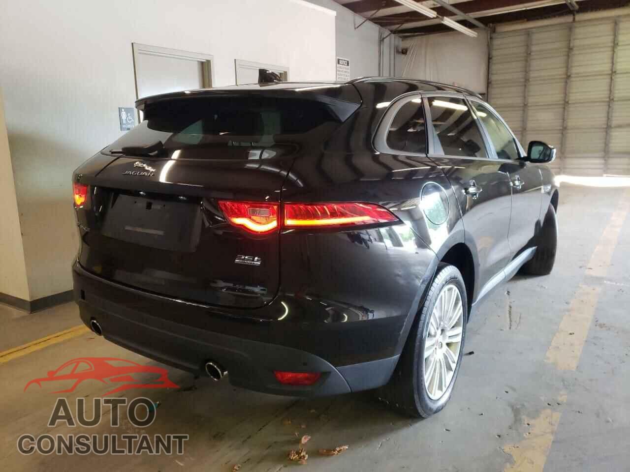 JAGUAR F-PACE 2017 - SADCJ2BV9HA083047
