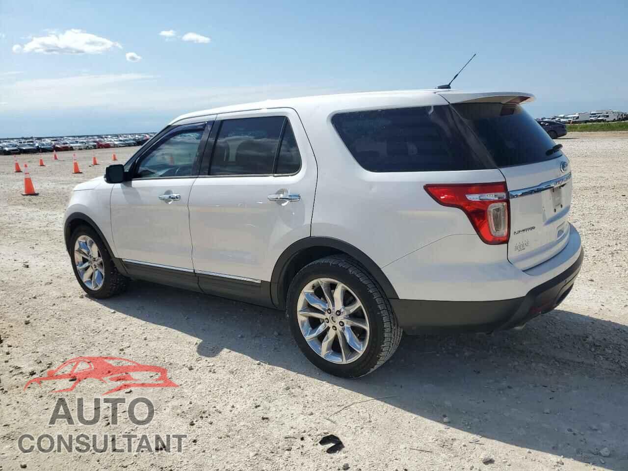 FORD EXPLORER 2015 - 1FM5K7F82FGA87126