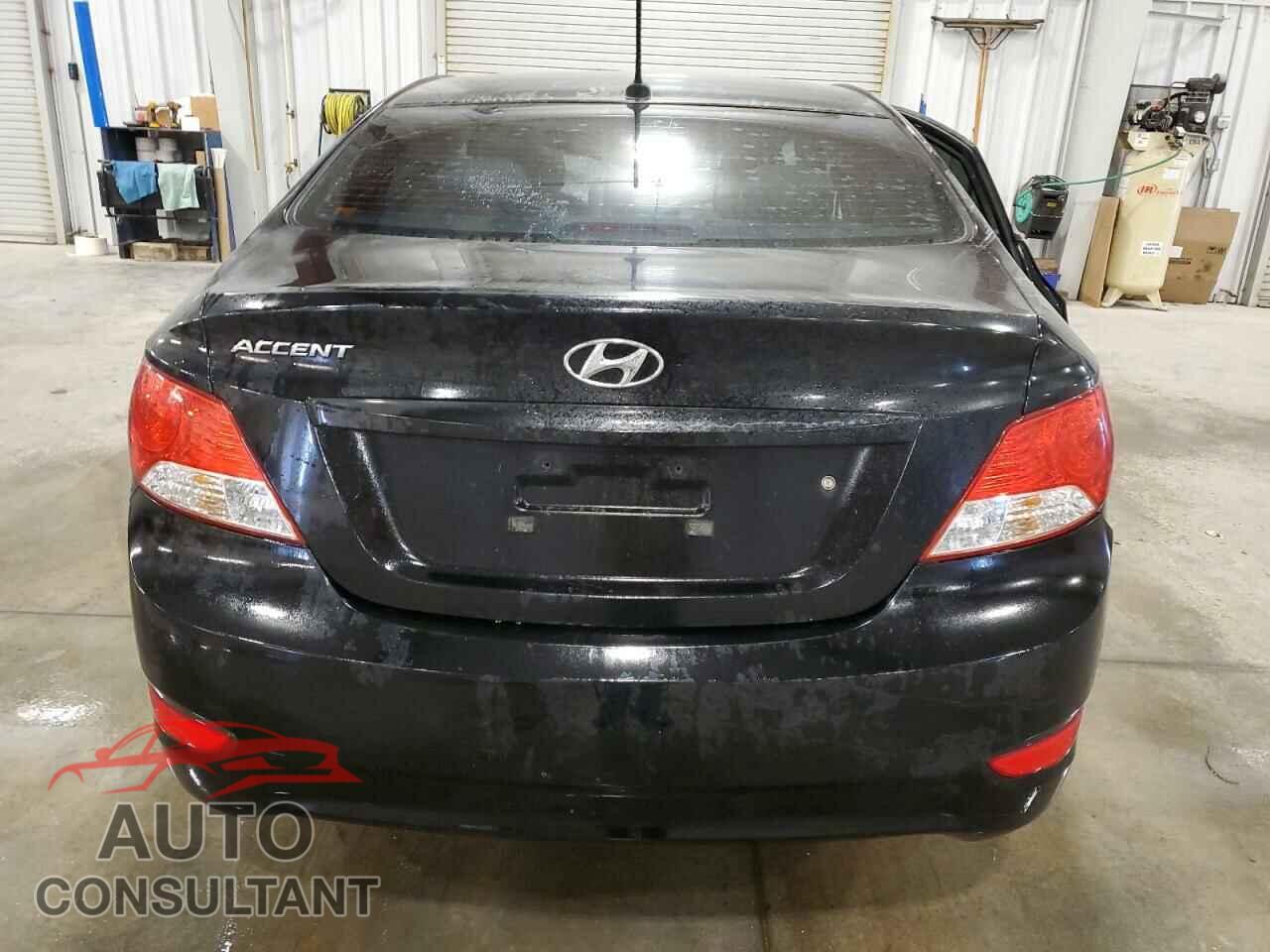 HYUNDAI ACCENT 2013 - KMHCU4AE4DU284732