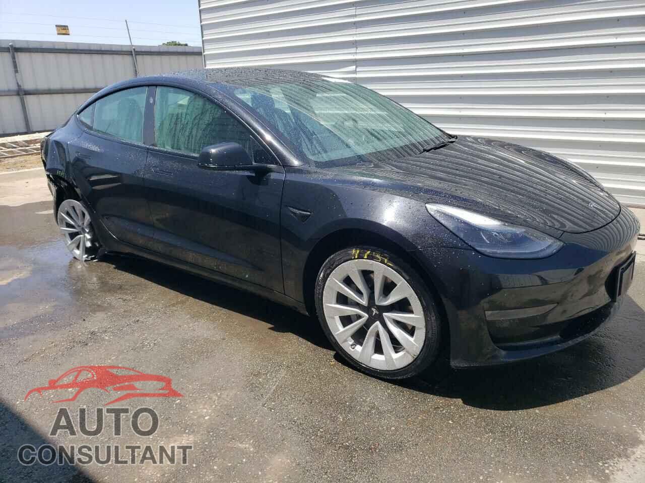 TESLA MODEL 3 2022 - 5YJ3E1EA9NF304457