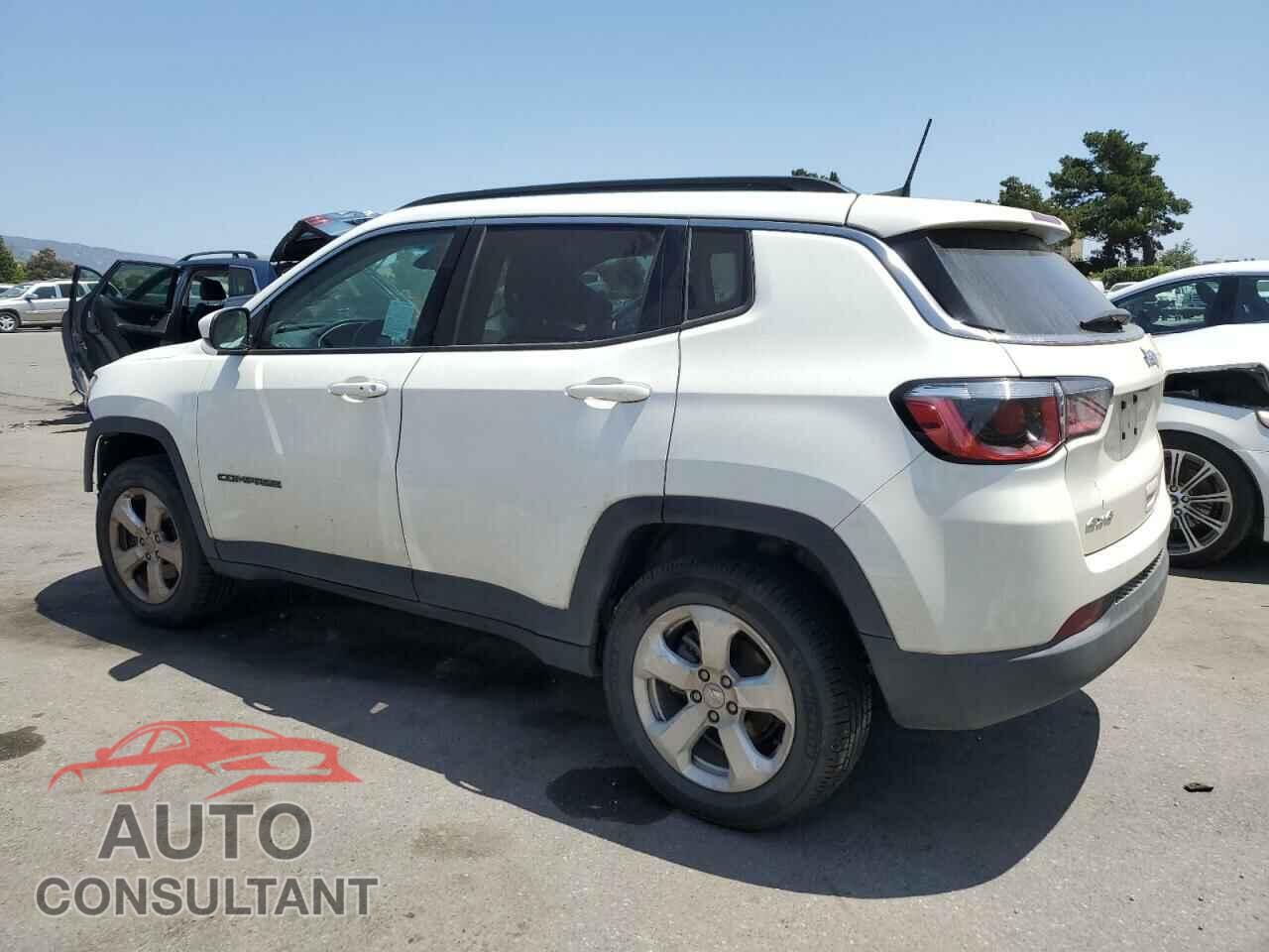 JEEP COMPASS 2018 - 3C4NJDBB4JT450778