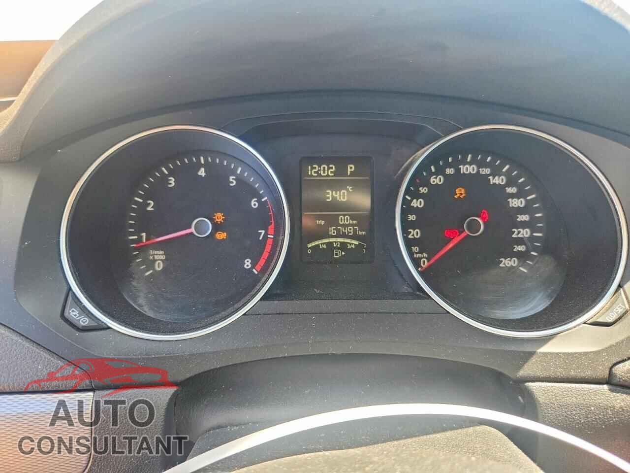 VOLKSWAGEN JETTA 2017 - 3VW2B7AJ4HM209623