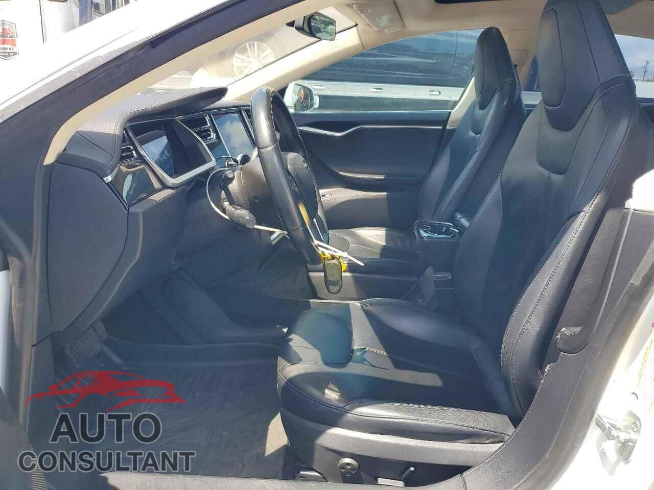 TESLA MODEL S 2012 - 5YJSA1CN1CFP02580