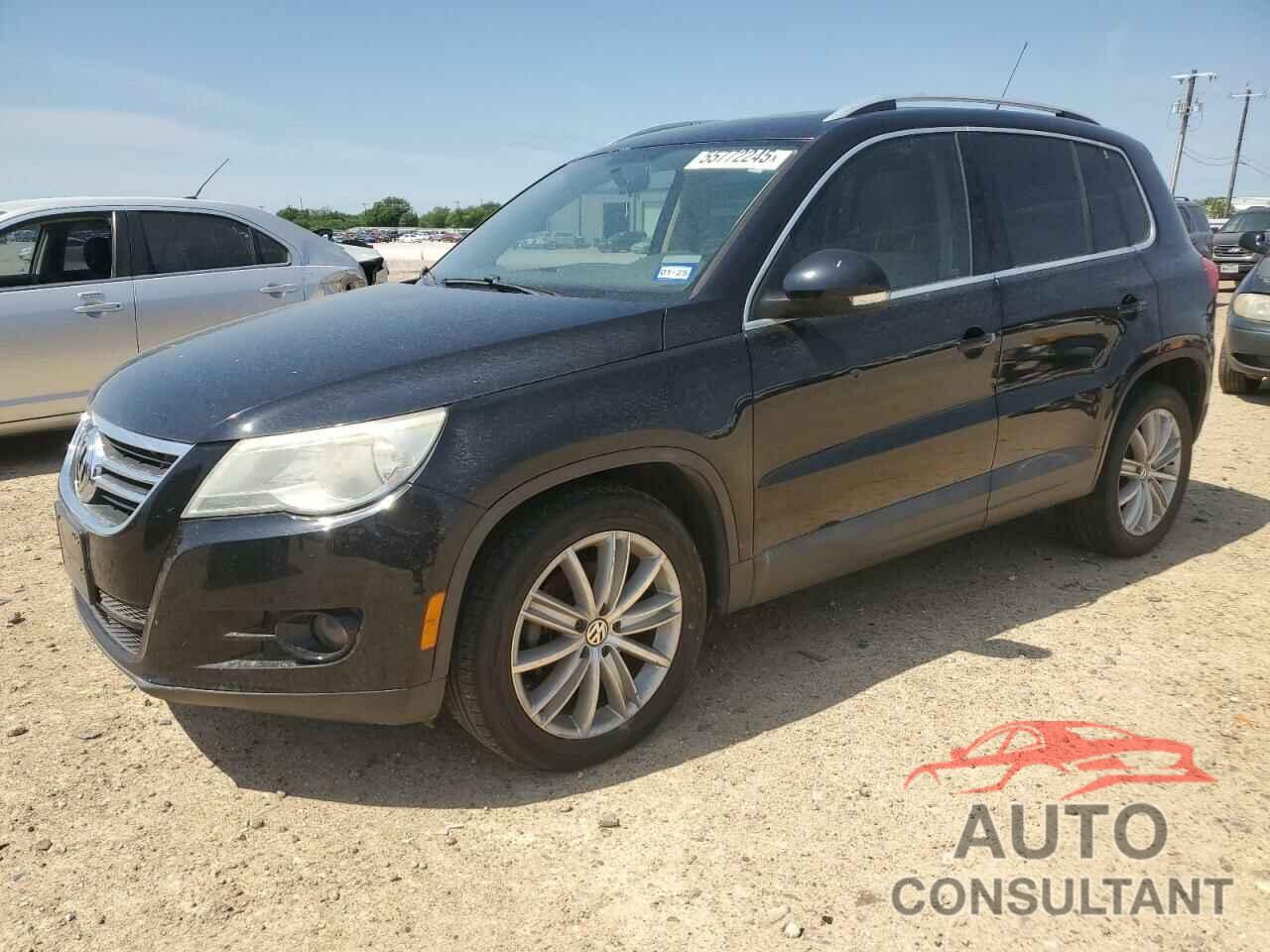 VOLKSWAGEN TIGUAN 2011 - WVGAV7AX3BW547317