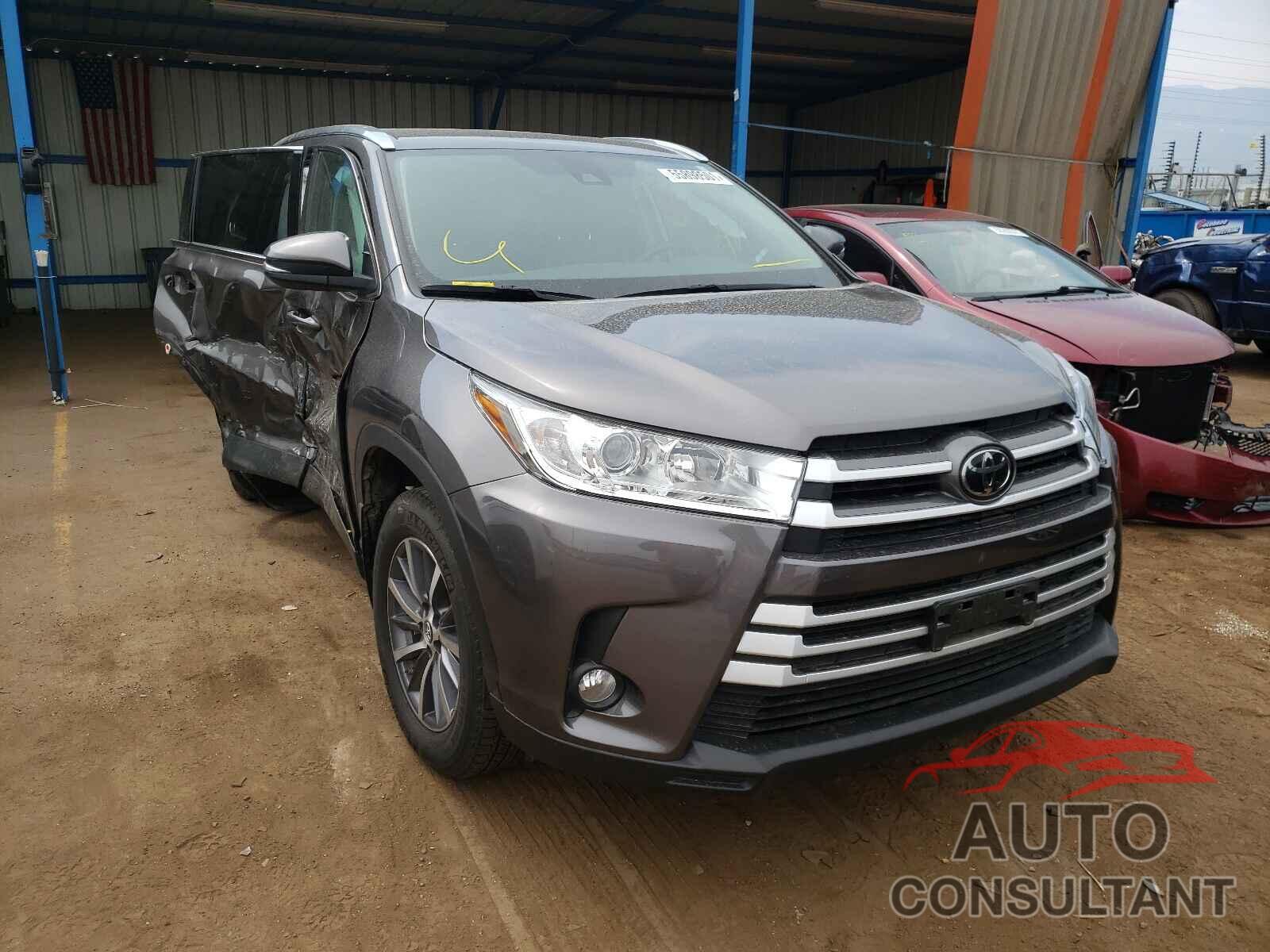 TOYOTA HIGHLANDER 2019 - 5TDJZRFH3KS566682