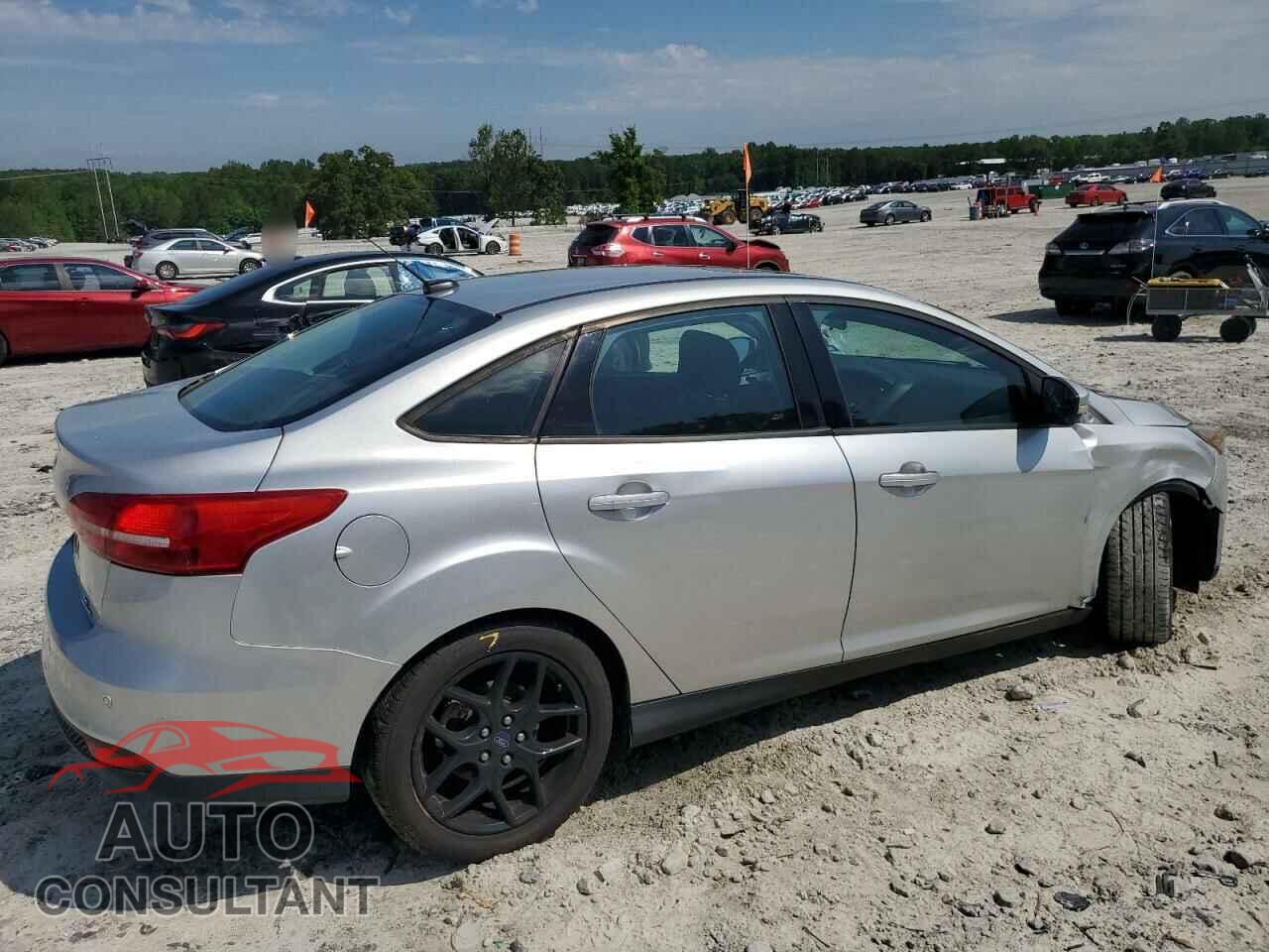 FORD FOCUS 2016 - 1FADP3F25GL307525