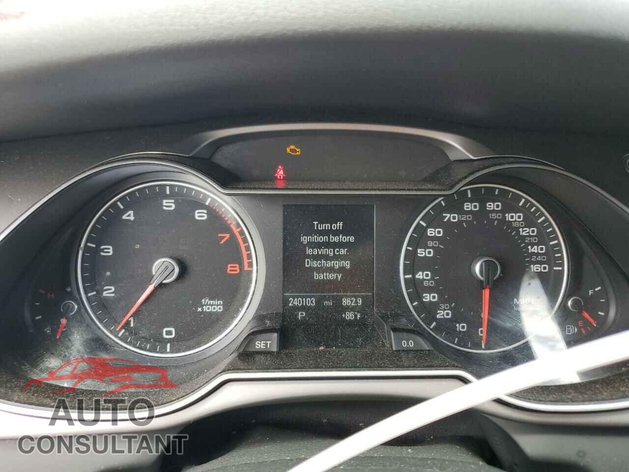 AUDI A4 2013 - WAUFFAFL8DN047475