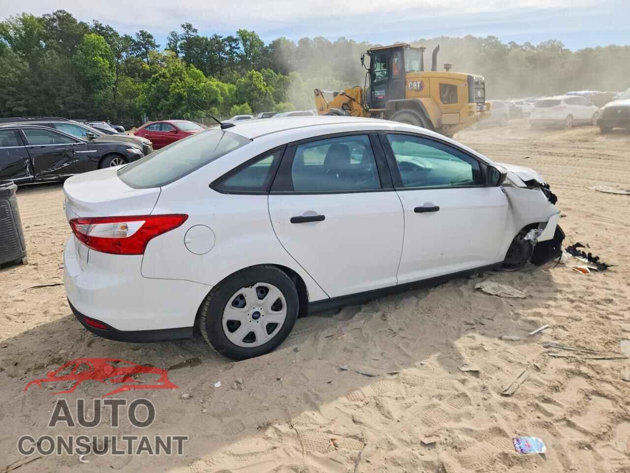 FORD FOCUS 2014 - 1FADP3E24EL295852