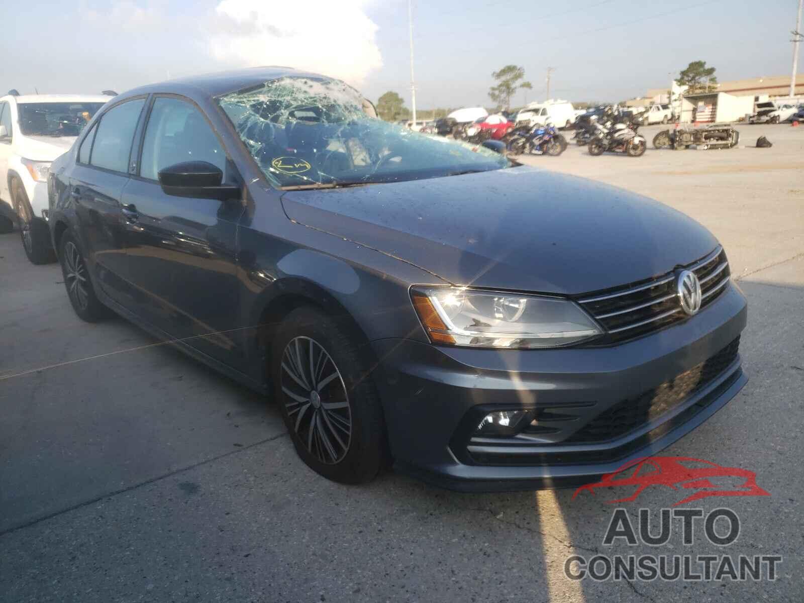 VOLKSWAGEN JETTA 2018 - 3VWDB7AJ6JM208939