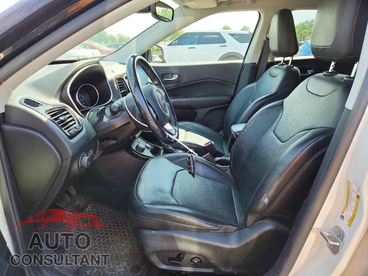 JEEP COMPASS 2021 - 3C4NJDCB6MT524267