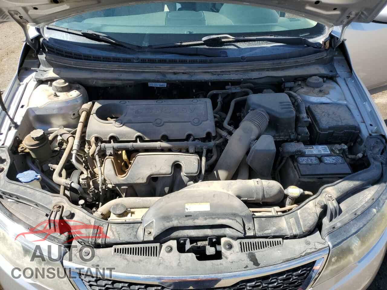 KIA FORTE 2011 - KNAFT4A21B5456049