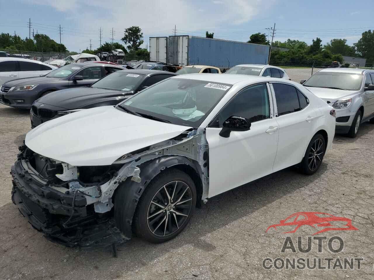 TOYOTA CAMRY 2021 - 4T1G11AK9MU520404