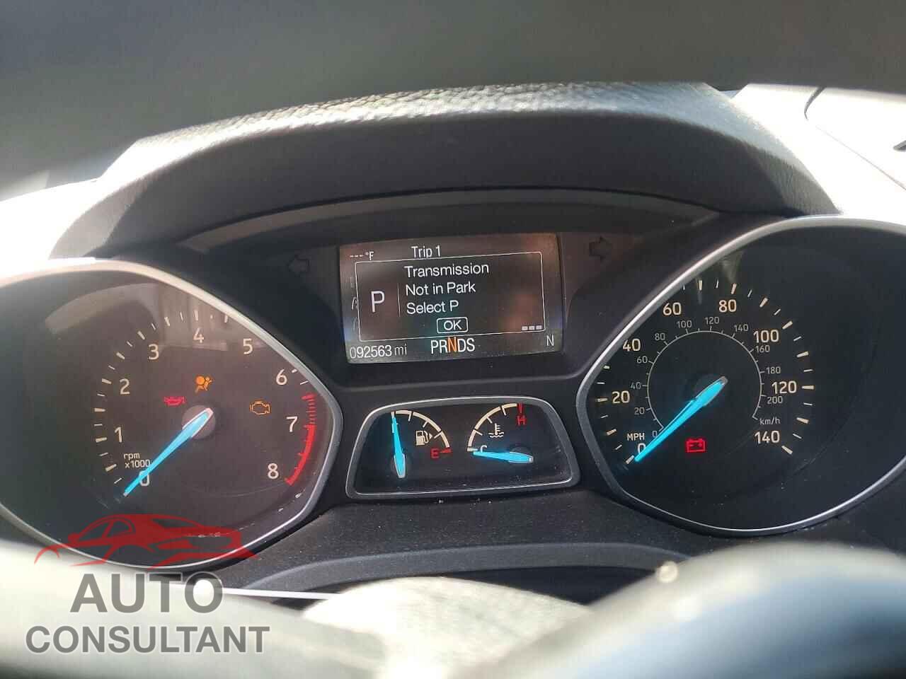 FORD ESCAPE 2017 - 1FMCU9GD6HUB49608