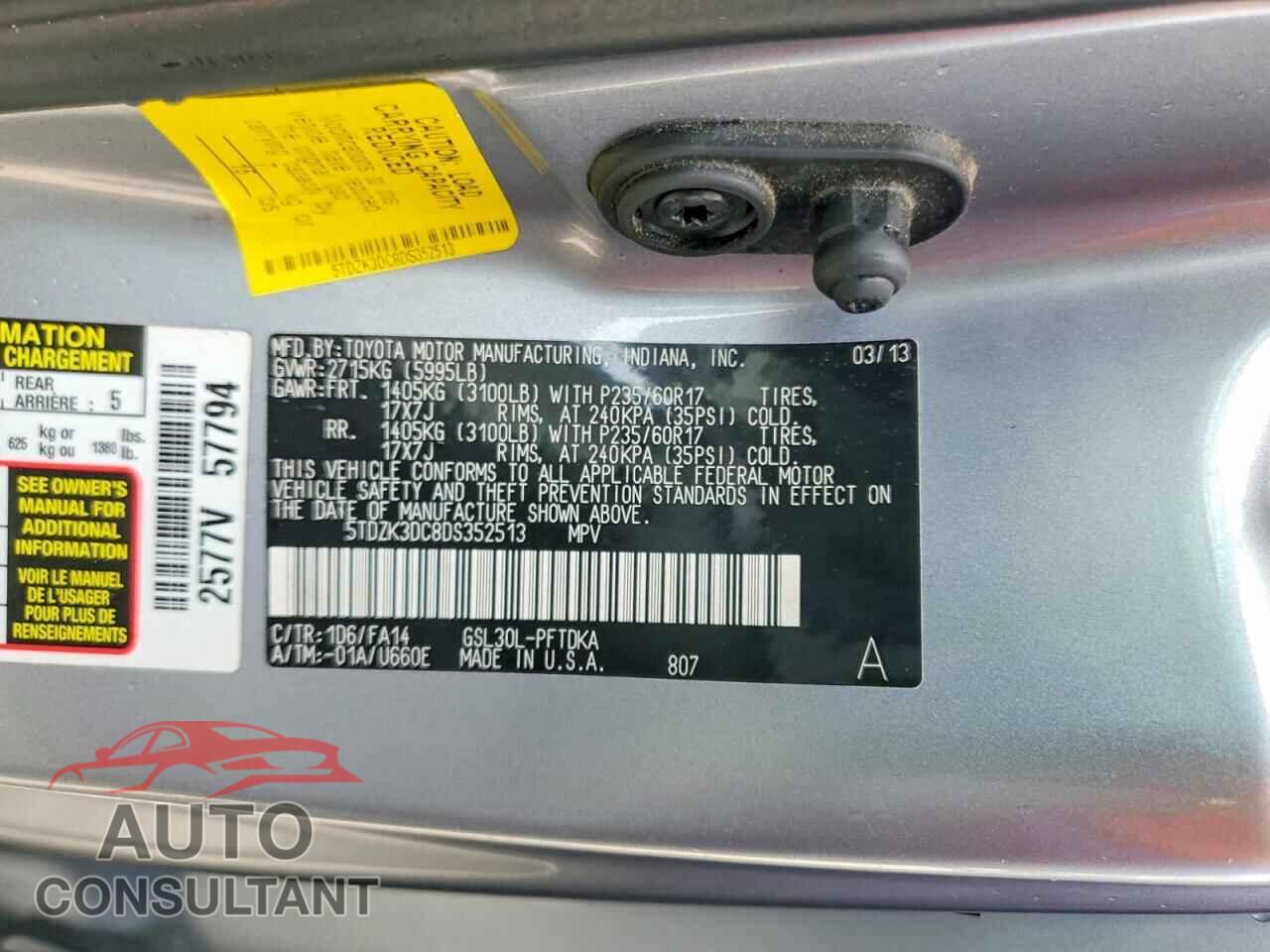 TOYOTA SIENNA 2013 - 5TDZK3DC8DS352513