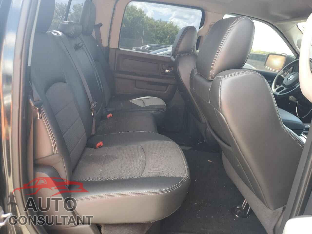 DODGE RAM 1500 2012 - 1C6RD7MT3CS176081