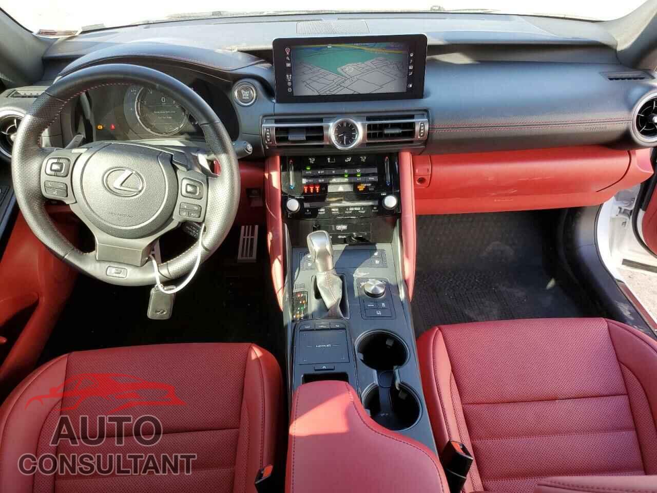 LEXUS IS 500 F S 2022 - JTHAP1D28N5001925