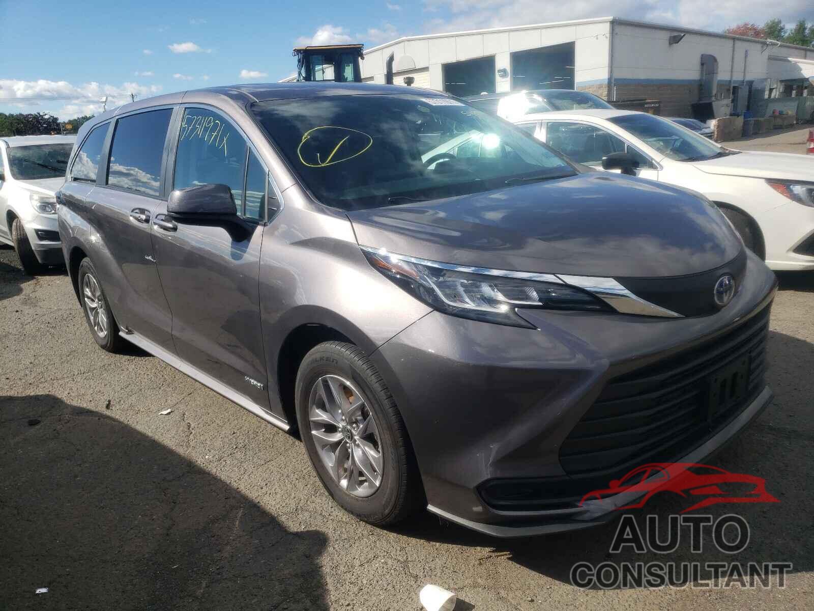 TOYOTA SIENNA 2021 - 5TDKSKFC2MS005140