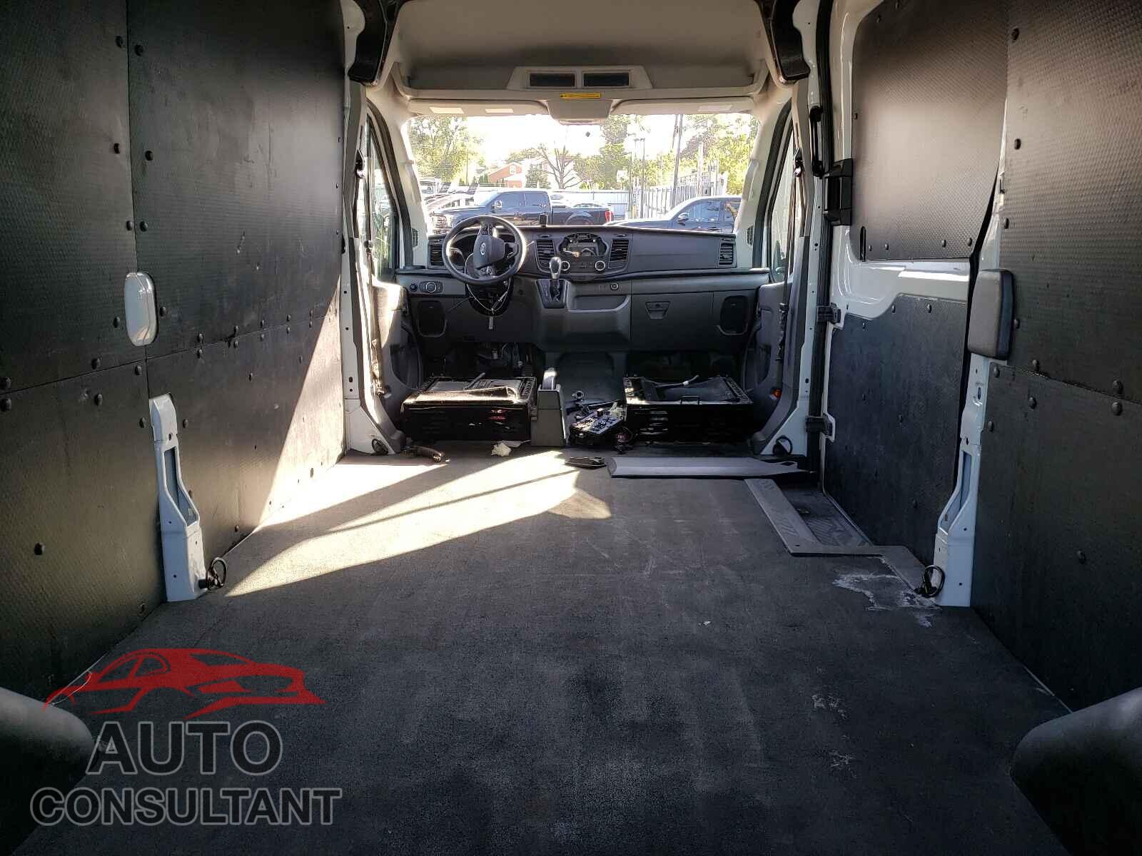 FORD TRANSIT CO 2020 - 1FTBR2C83LKA07285