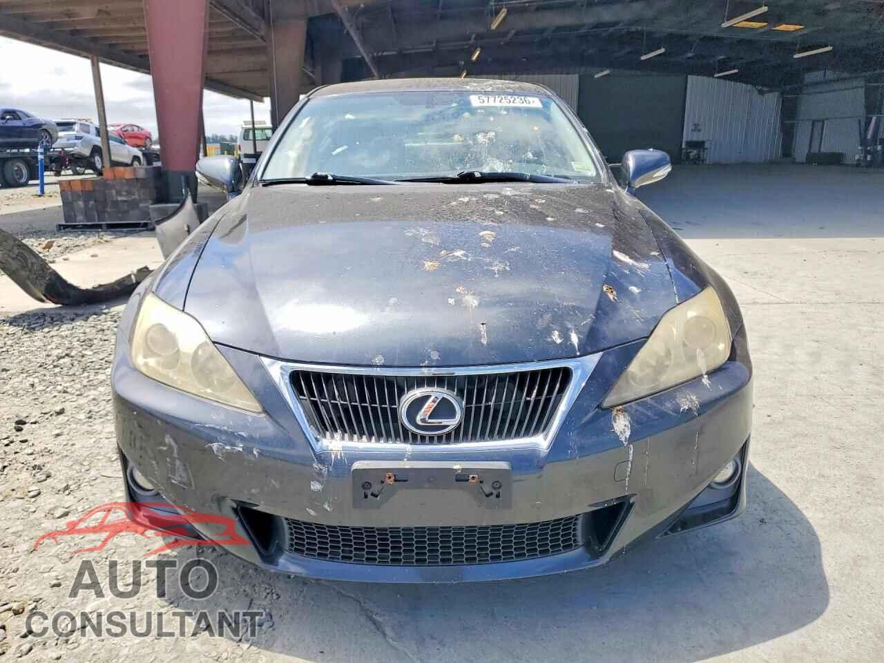 LEXUS IS 2011 - JTHBF5C20B5143018
