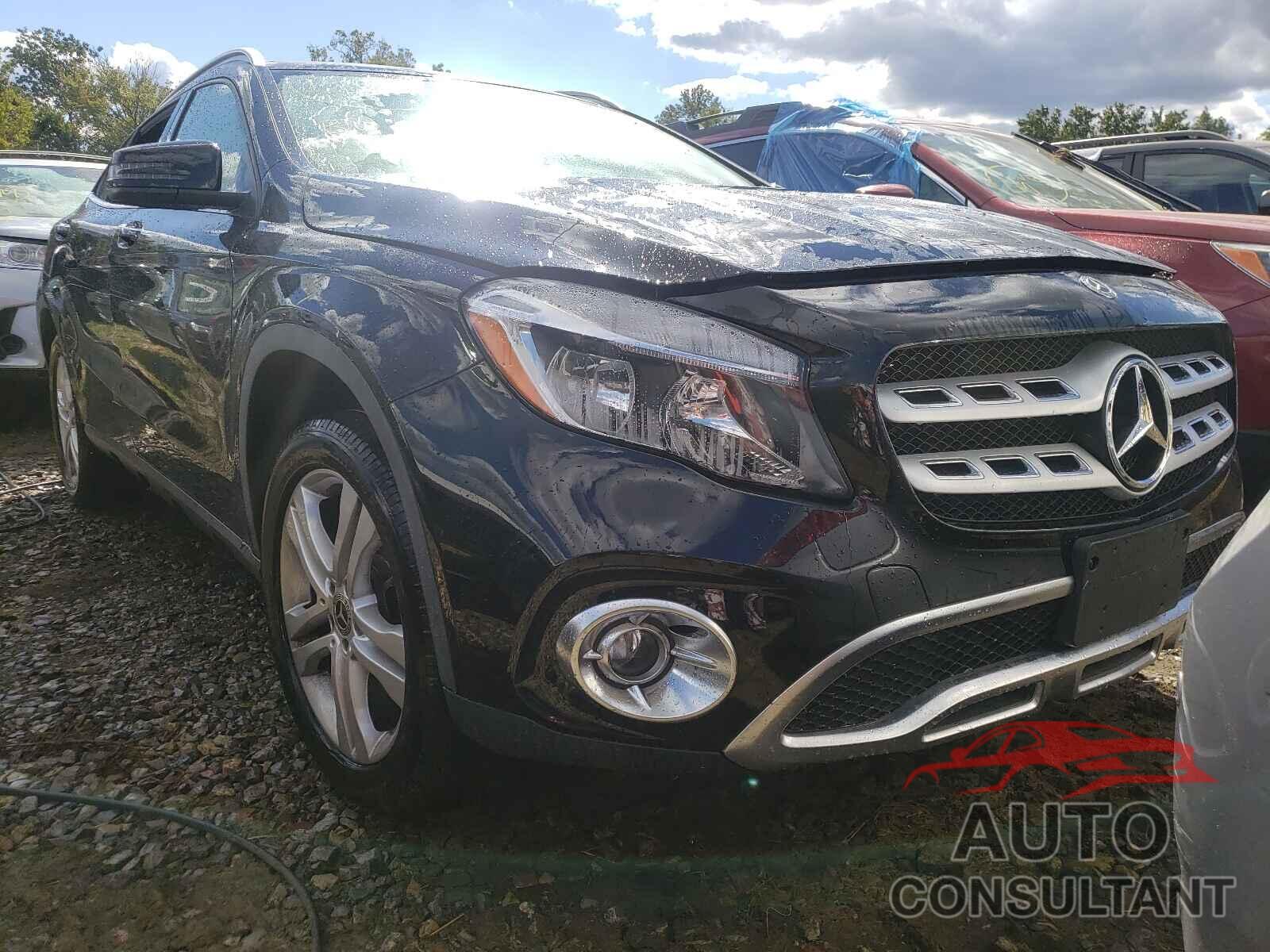 MERCEDES-BENZ GLA-CLASS 2018 - WDCTG4GB2JJ413888