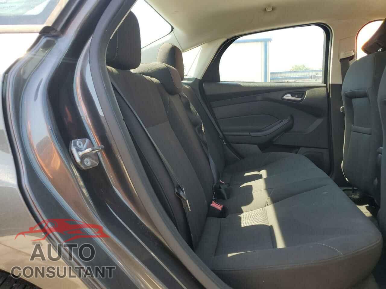 FORD FOCUS 2016 - 1FADP3F20GL250053