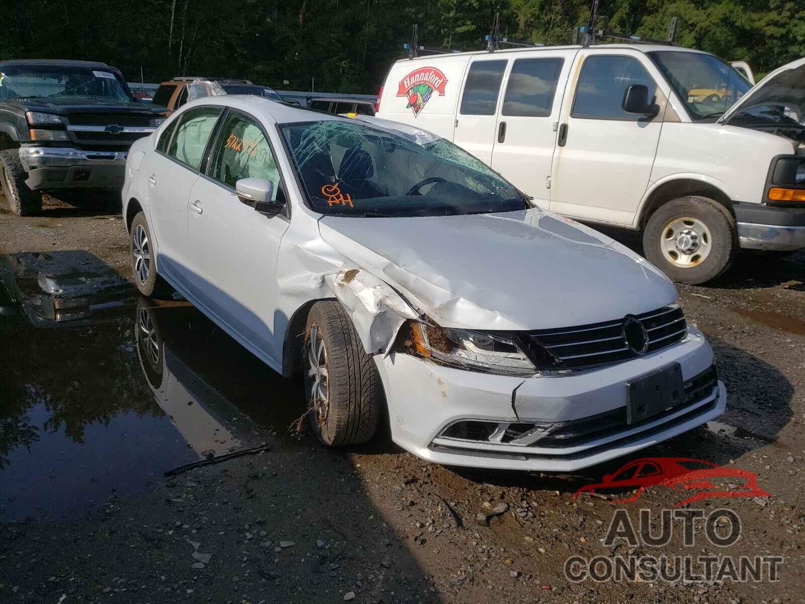VOLKSWAGEN JETTA 2017 - 3VWB67AJ1HM272036