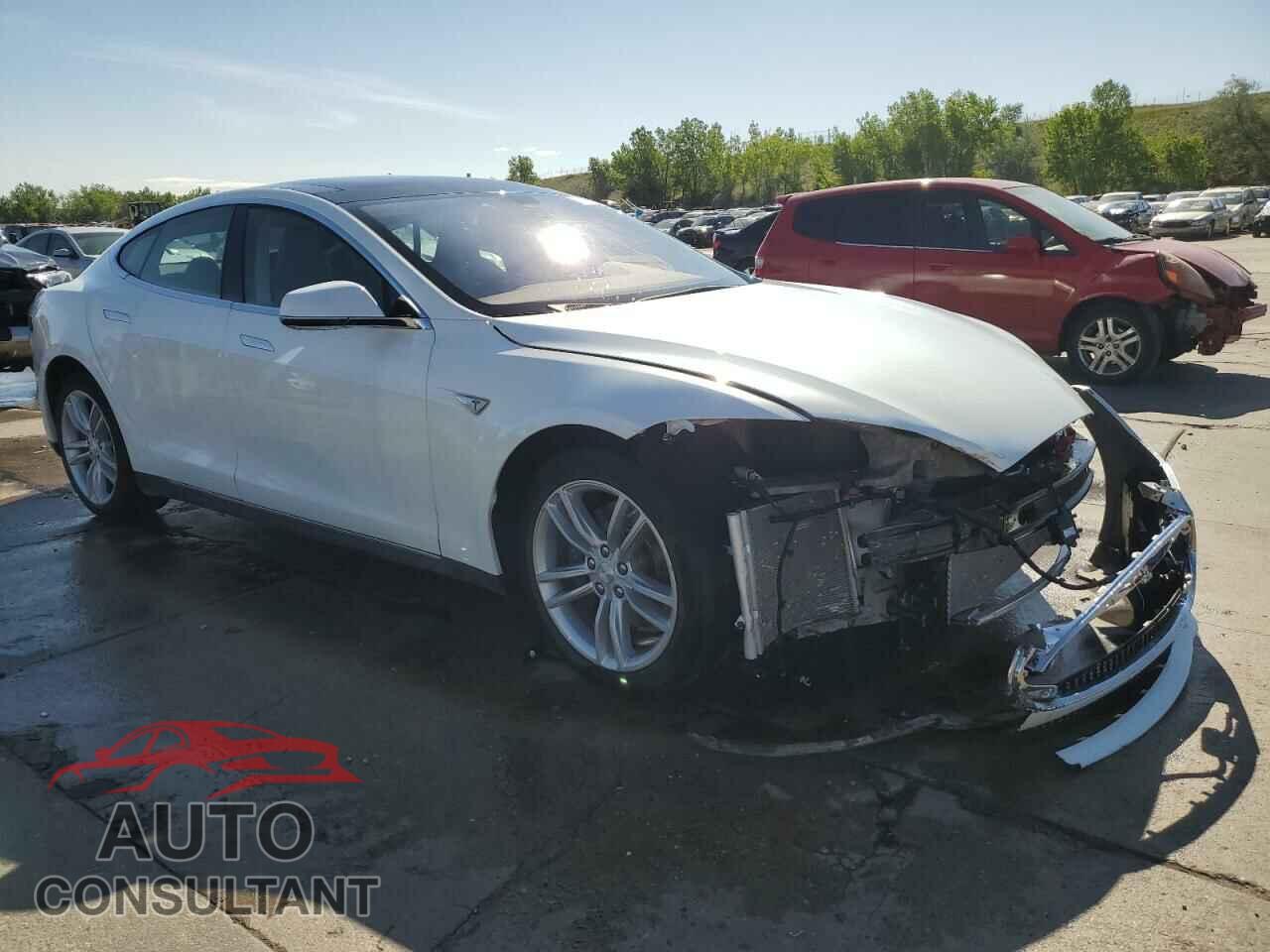 TESLA MODEL S 2013 - 5YJSA1CN9DFP05194