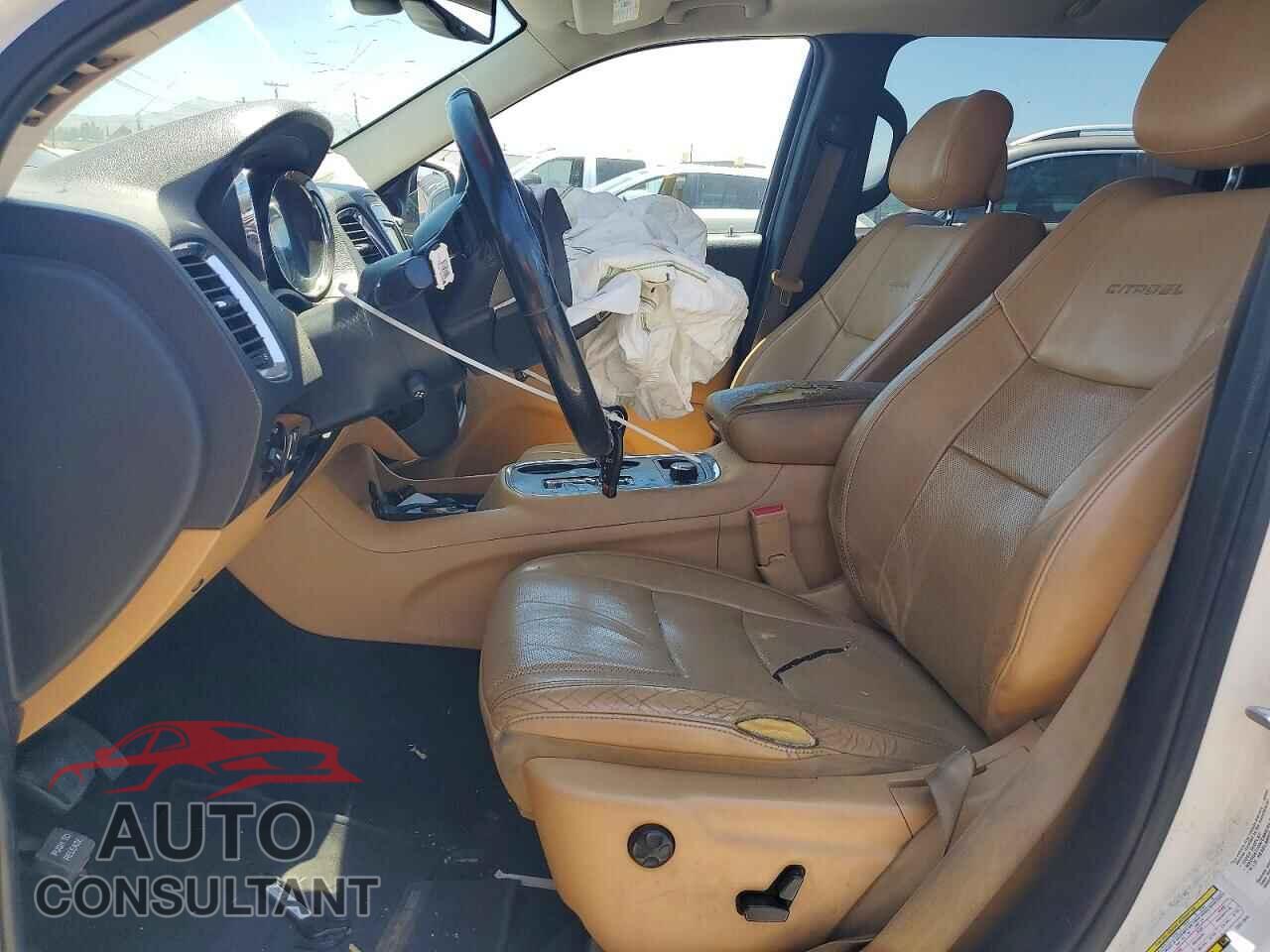DODGE DURANGO 2012 - 1C4SDJET7CC211544