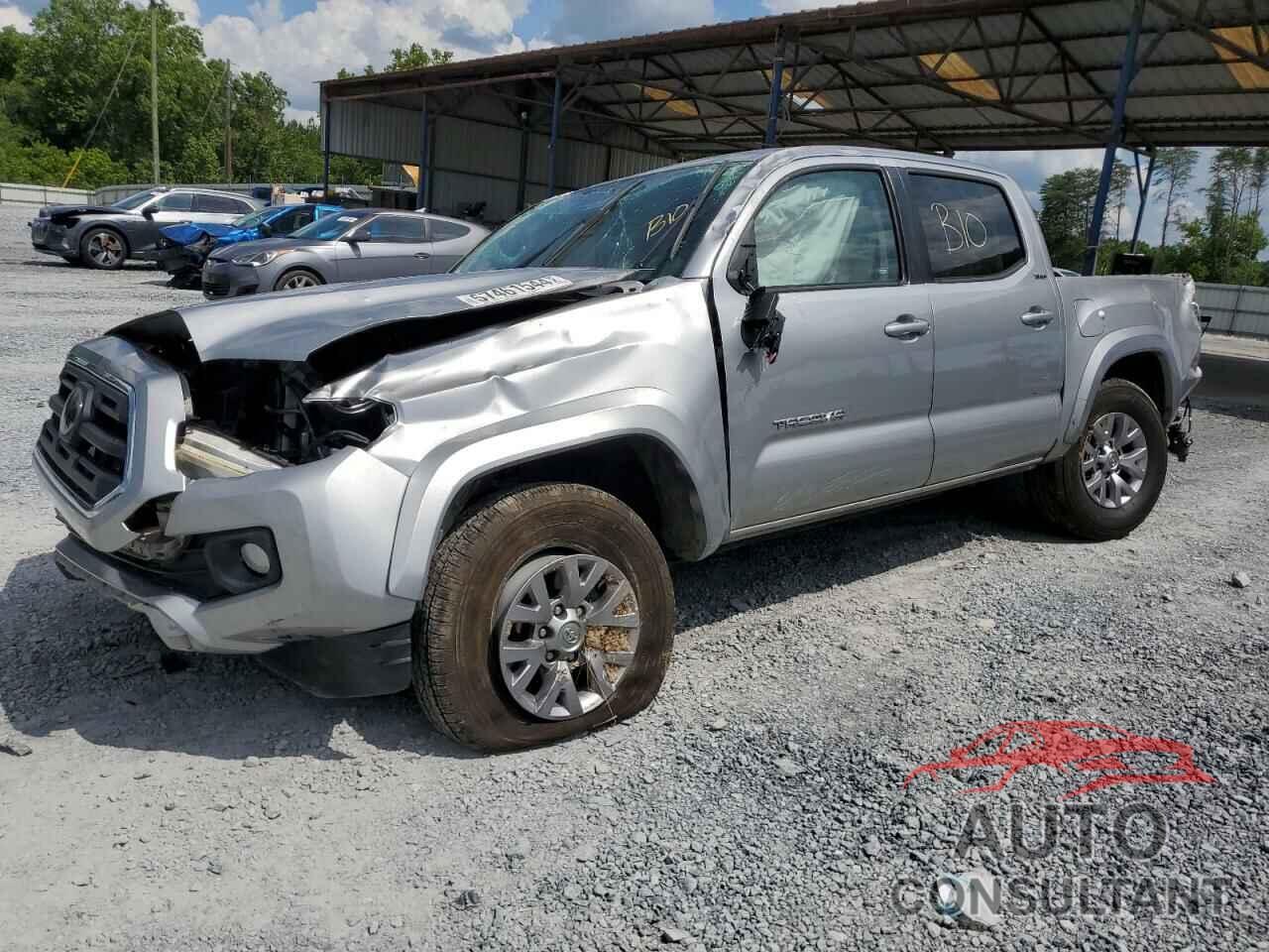 TOYOTA TACOMA 2018 - 5TFAZ5CN7JX063541