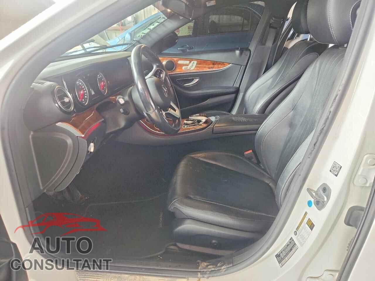 MERCEDES-BENZ E-CLASS 2019 - WDDZF4JB6KA628077