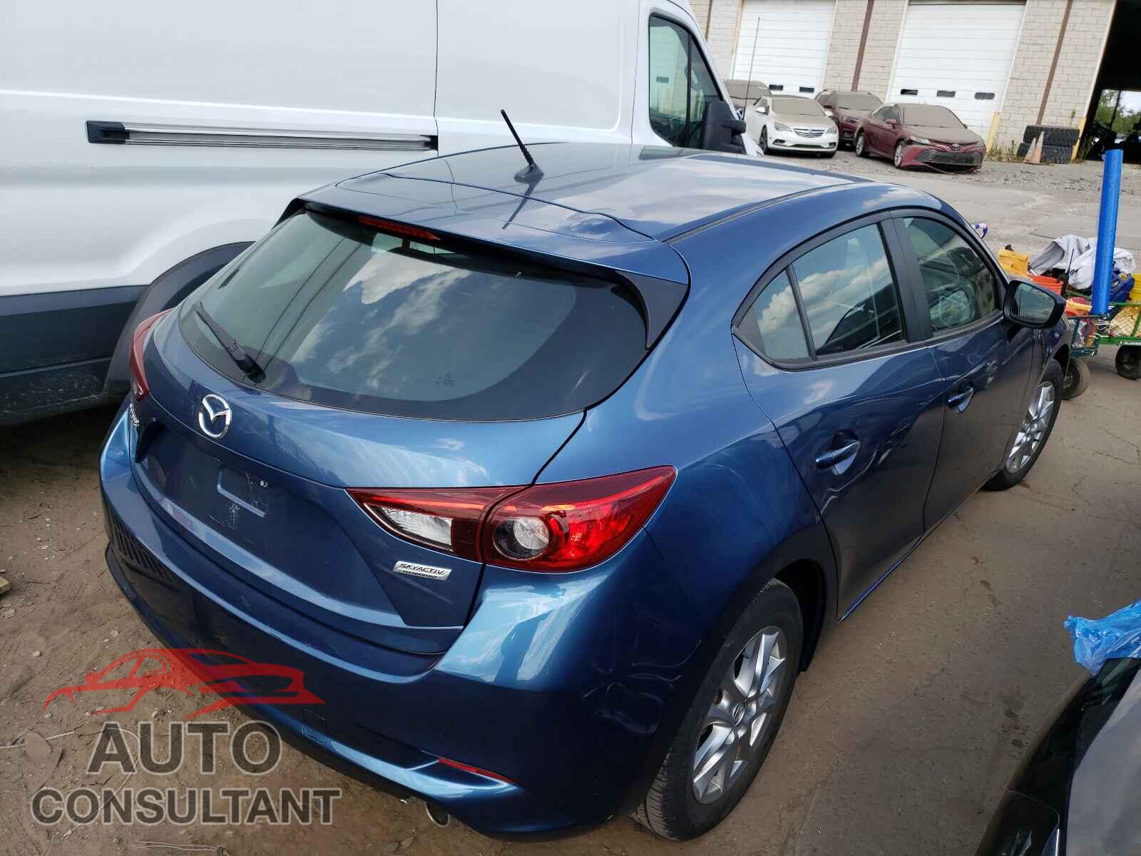 MAZDA 3 2017 - 3MZBN1K76HM156348