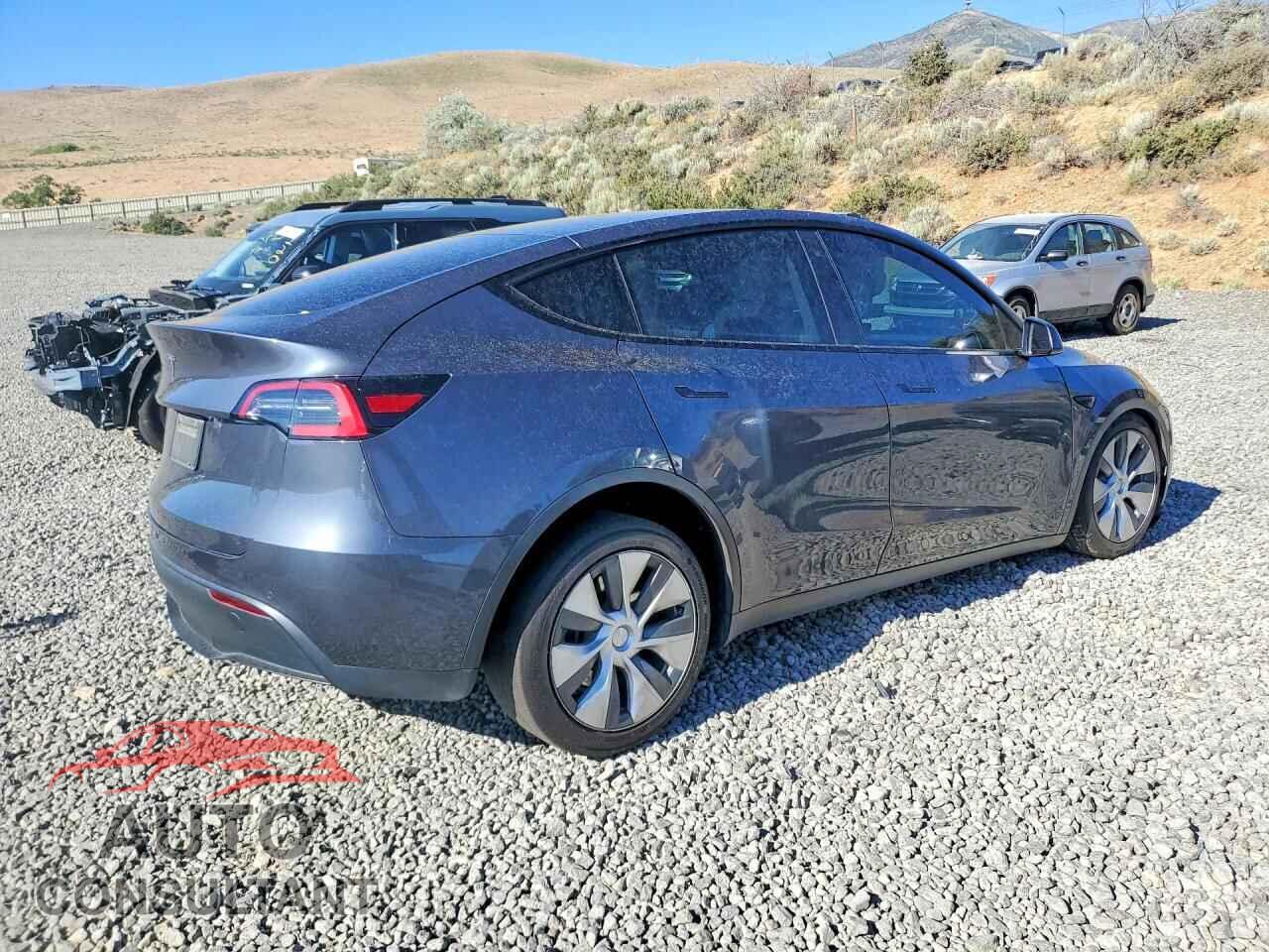 TESLA MODEL Y 2021 - 5YJYGDEE9MF063342