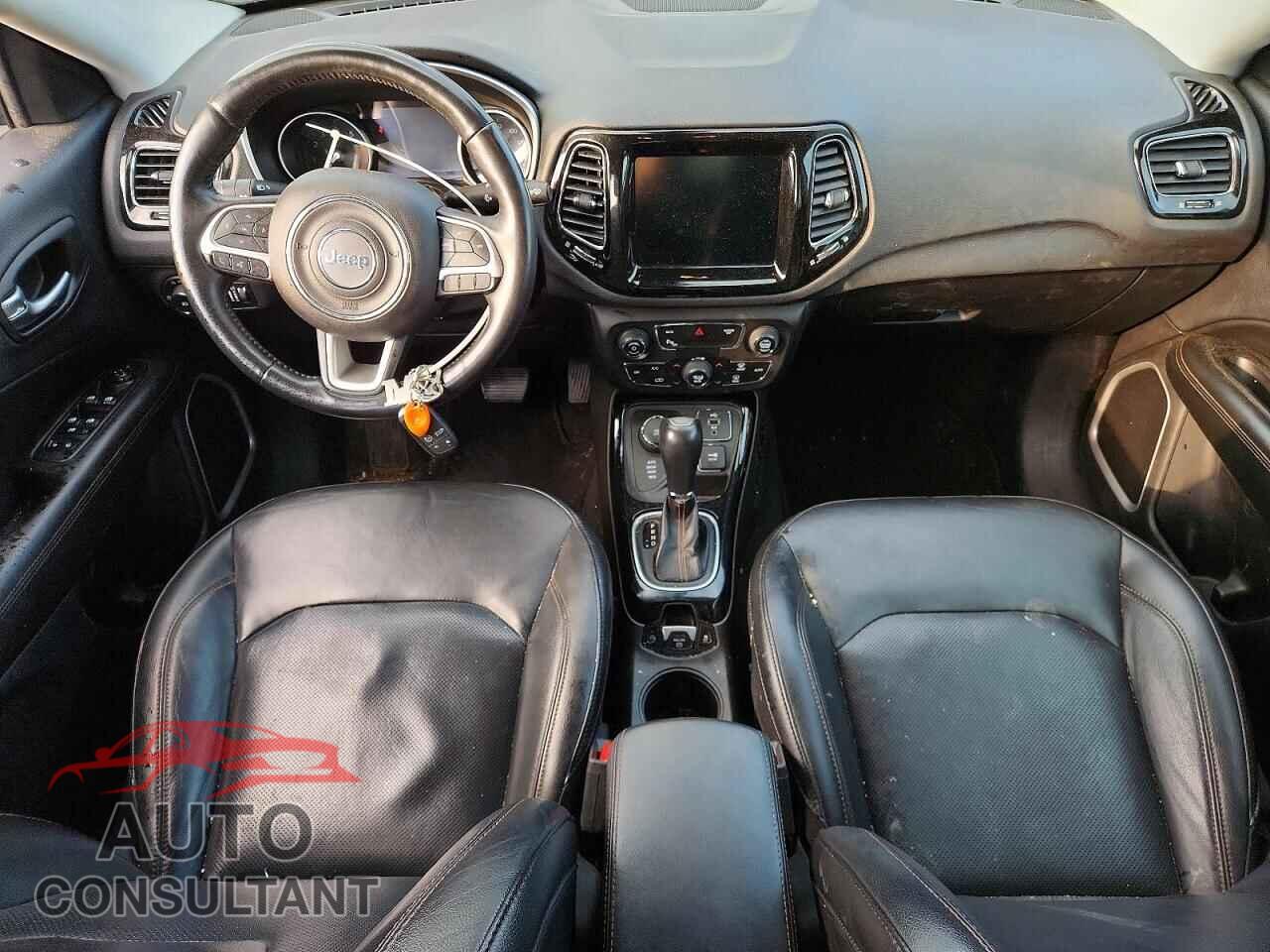 JEEP COMPASS 2018 - 3C4NJDCB4JT246108