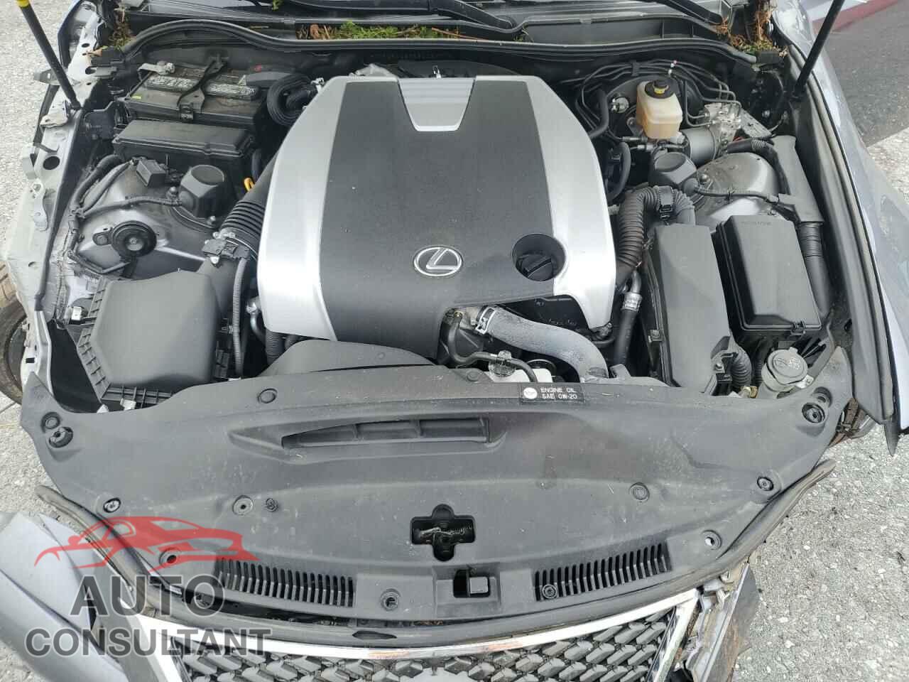 LEXUS IS 2014 - JTHCE1D23E5002477