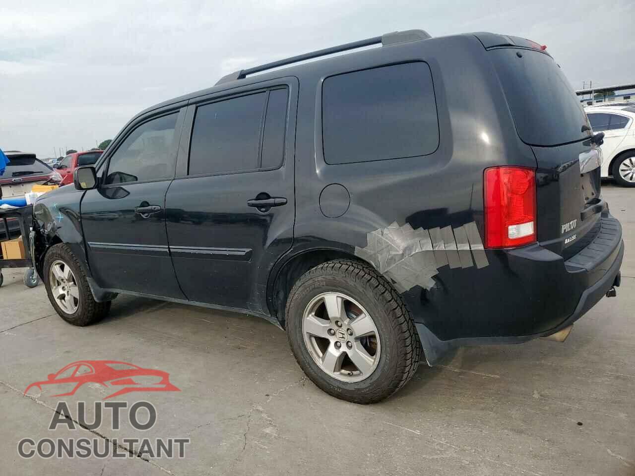 HONDA PILOT 2011 - 5FNYF4H65BB070986